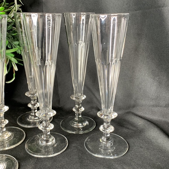 Set of 6 antique mid 19th century cut panel faceted crystal champagne glasses - Picture 3 of 12